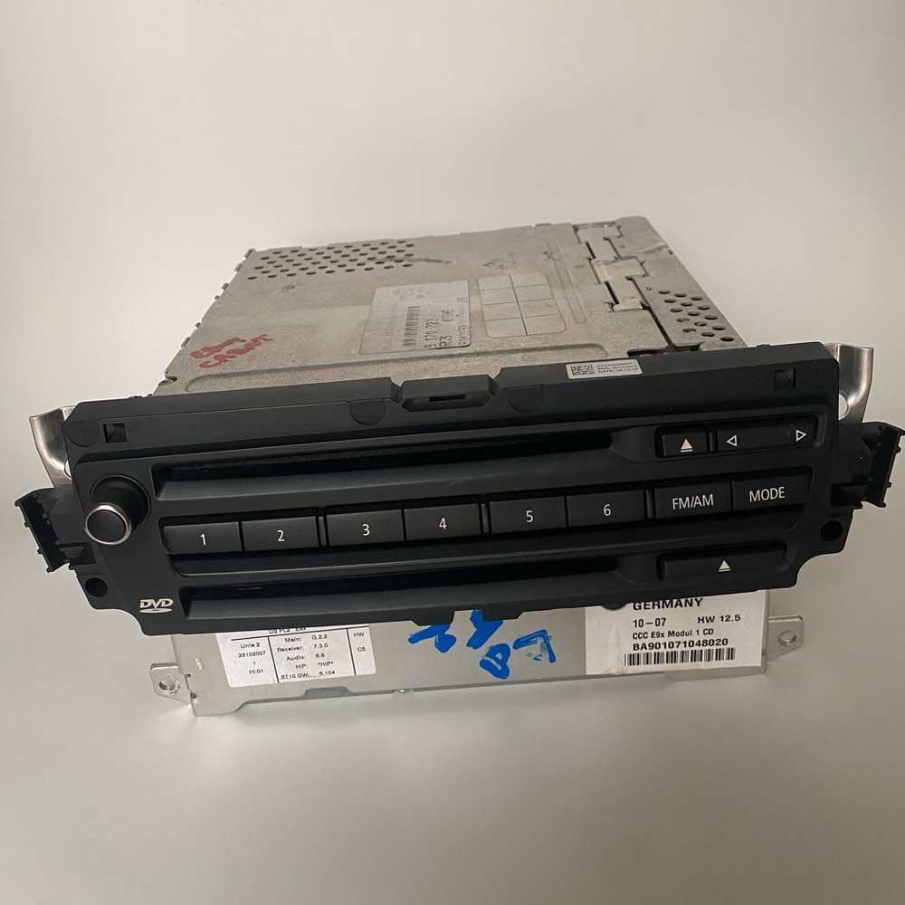 2008 BMW 335i AM-FM-CD- Navigation Player (2 DIN size)